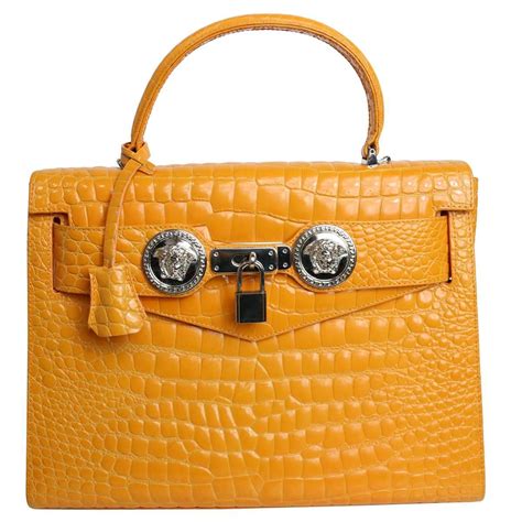 borsa gianni versace modello kelly|Gianni Versace Handbag for sale .